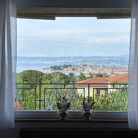 Magnolia Apartments Izola Buitenkant foto